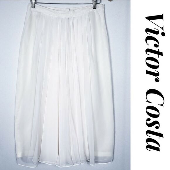 VICTOR Costa 1980's Vintage White Pleated Skirt - Picture 2 of 13
